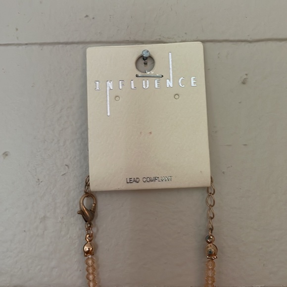 Necklace - Picture 3 of 4